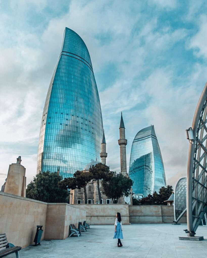 BAKU 819x1024